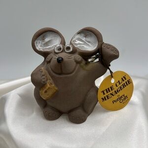 Vintage The Clay Menagerie by Pottery Craft Maxi Mouse Holding Cheese 3” H
